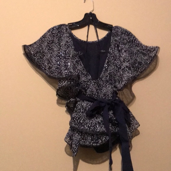 Dressy top - Picture 2 of 2